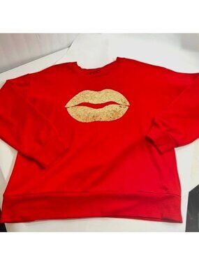 Almost Famous Red Sweatshirt Gold Lips Size Medium